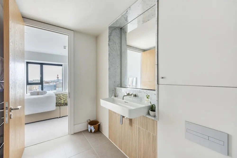 Central 3BR by Edinburgh Castle