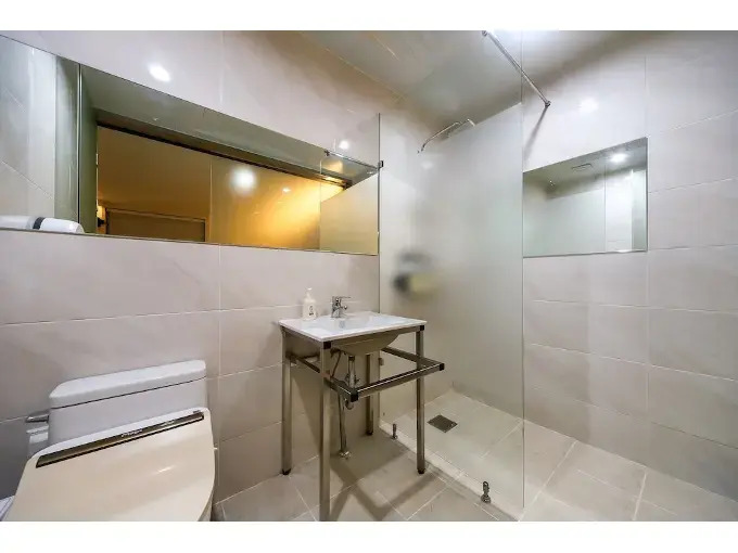 Pohang Black Hotel