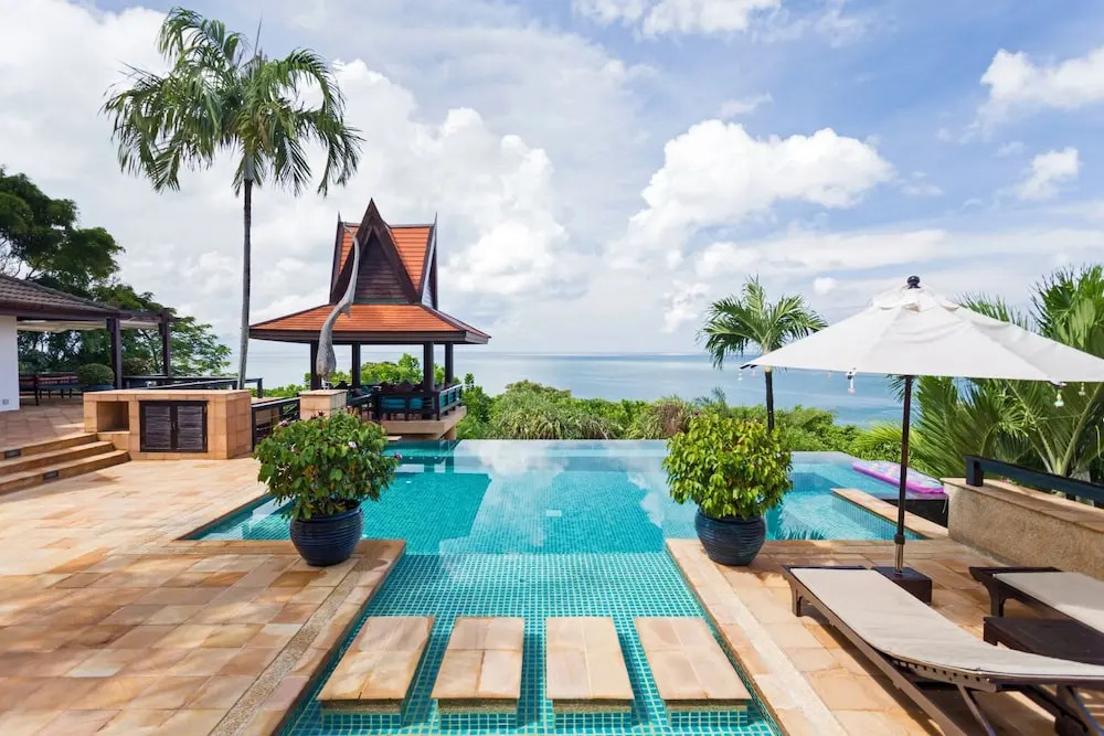 Villa Baan Hen 5 Bedroom Kata Beach