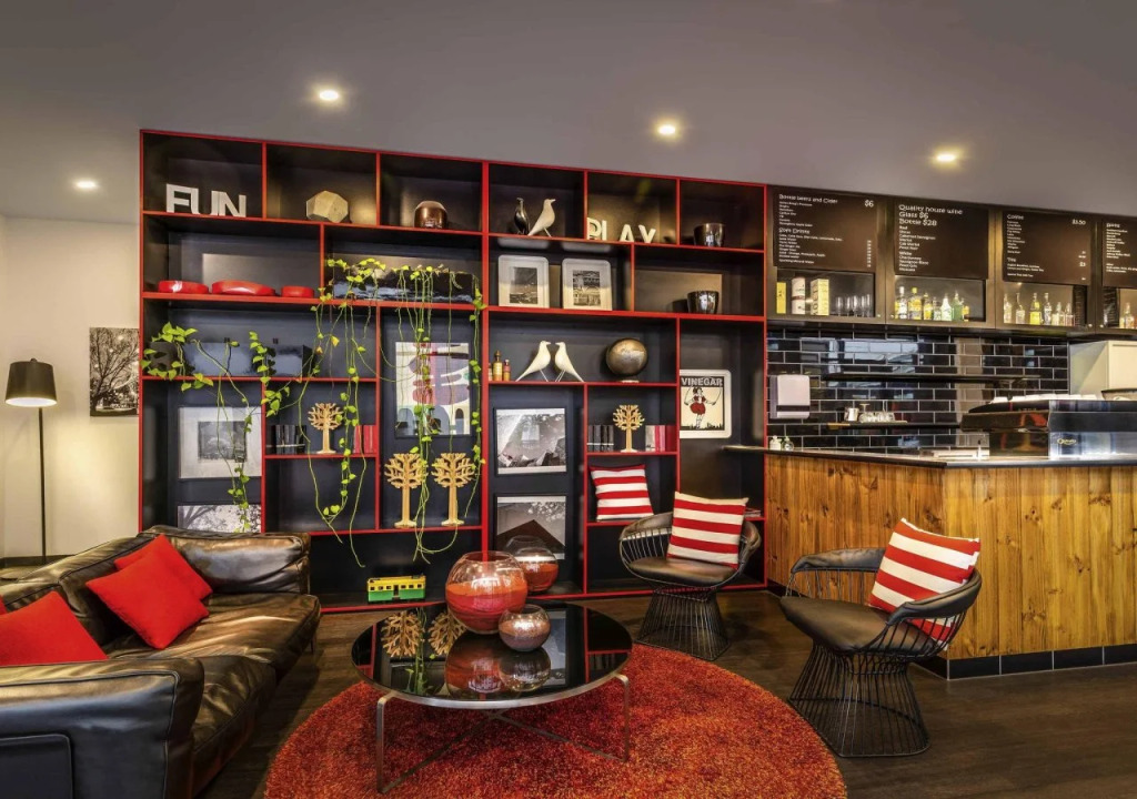Essence Hotel Carlton