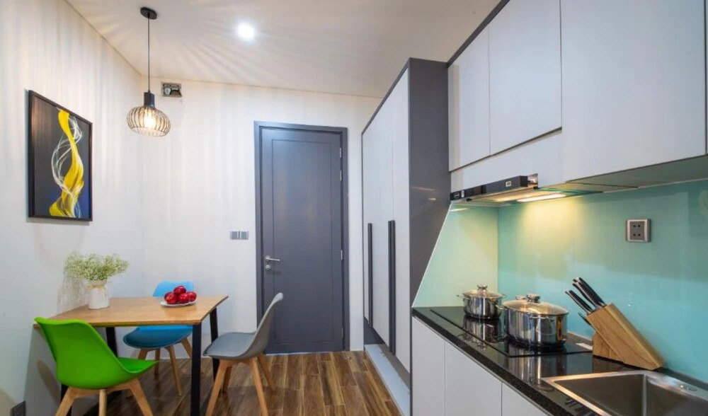 Hsuites Hotel and Apartment