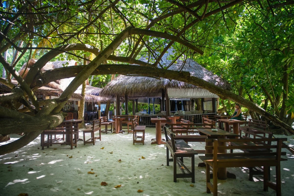 Курорт Biyadhoo Island