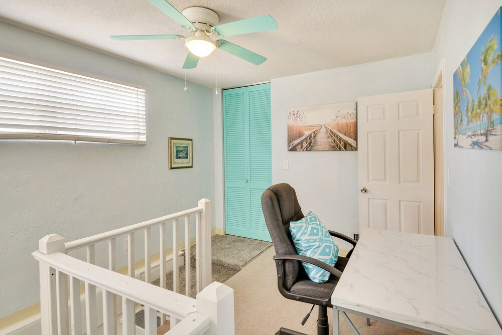Ormond Beach Home w/ Pool - Walk to Ocean!