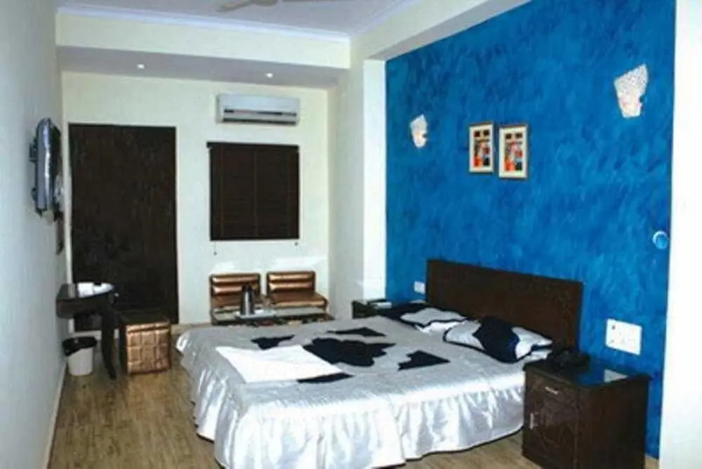 Sheesh Mahal Bed & Breakfast