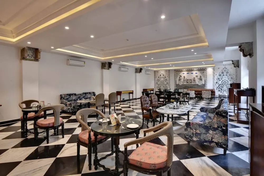 Karni Fort - A heritage hotel near Udaipur