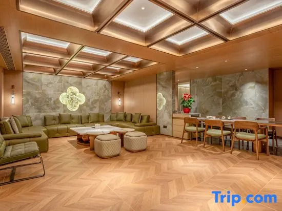 Отель MajesTang Hotel Luofushan