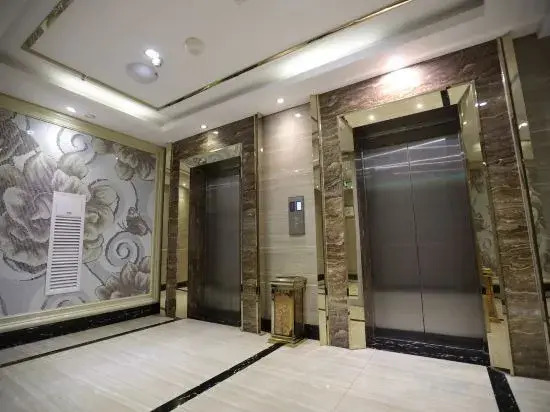 Tonghe Hotel