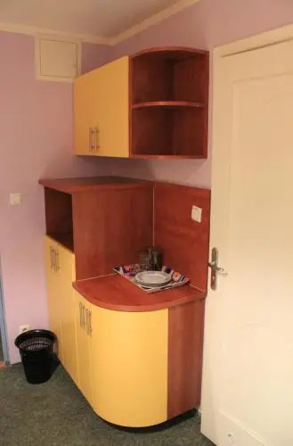 Adeo Hostel