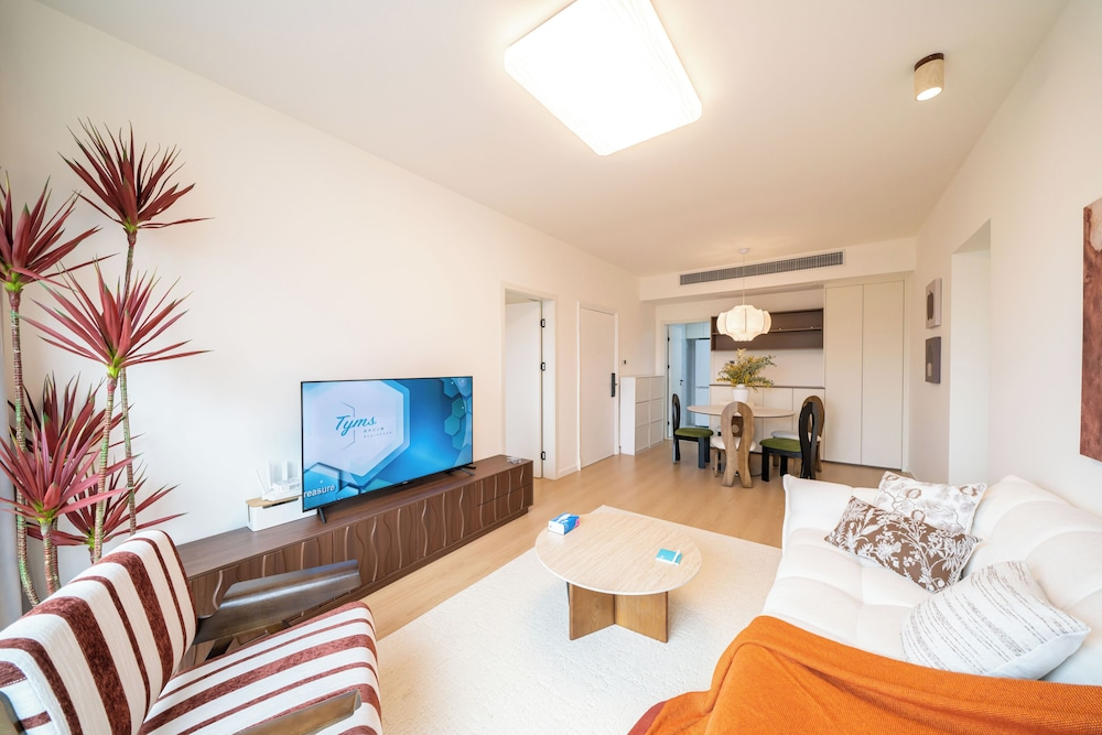 Tyms 3BR 2BA Apt  Gubei Fully Furnished