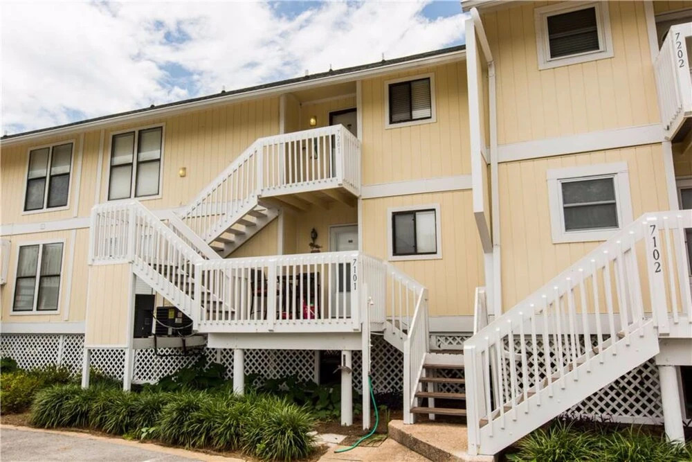 Sandpiper Cove Beachwalk by Holiday Isle