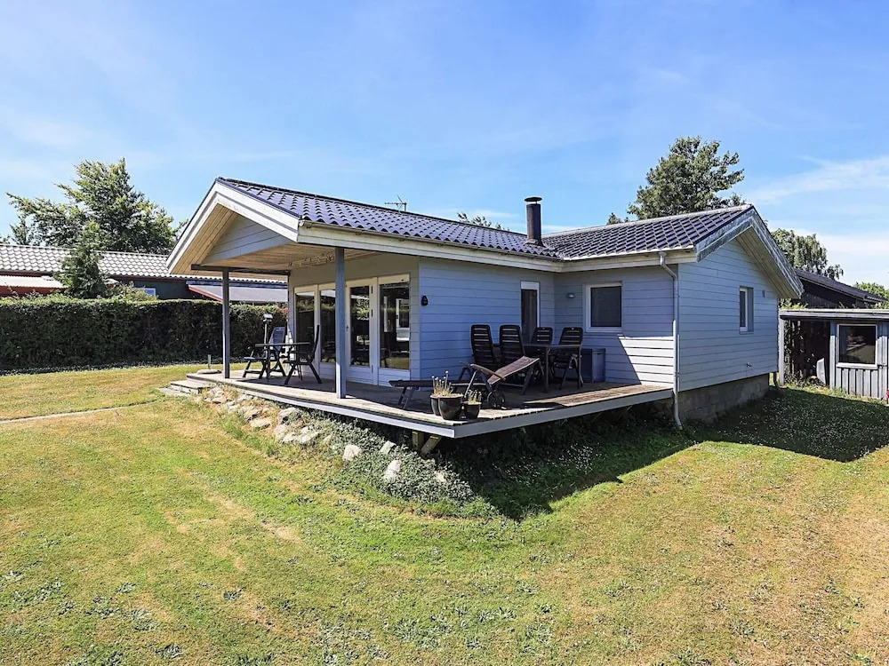 Spacious Holiday Home in KarrebÃ¦ksminde near Fishing