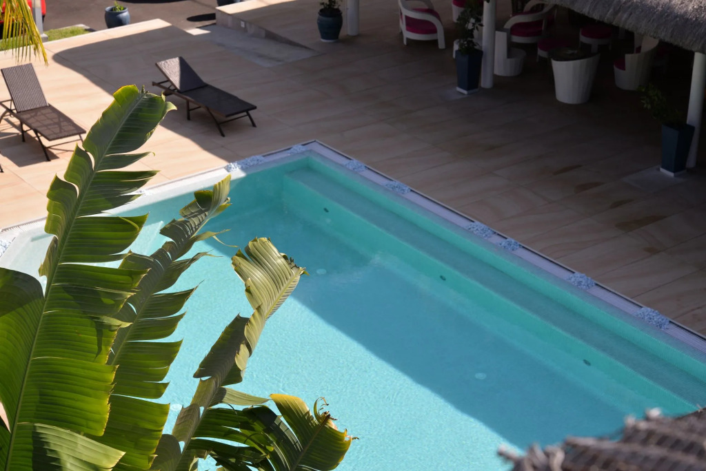Toparadis Guest House