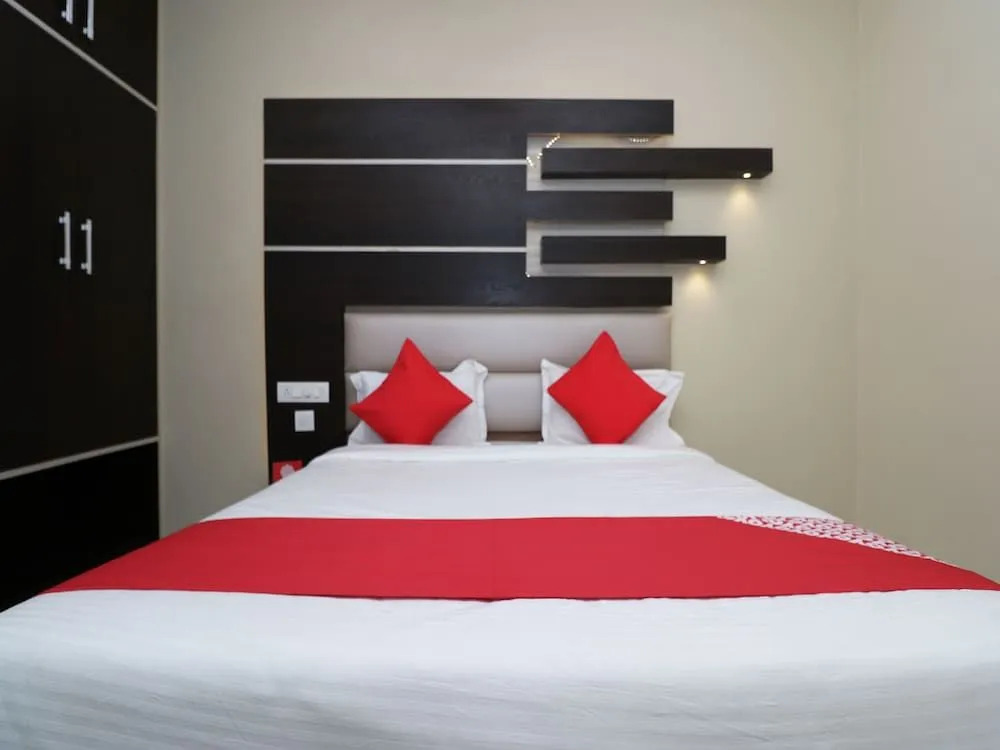 Capital O 30380 Kiaara Stay
