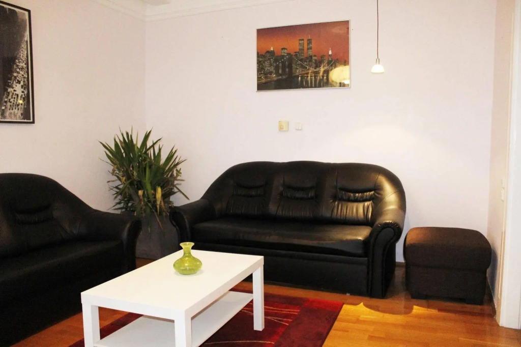 Broadway Apartments