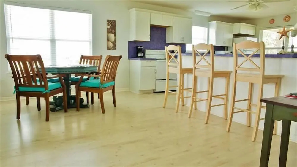 Spacious Retreat W/expansive Yard & Beach Access!