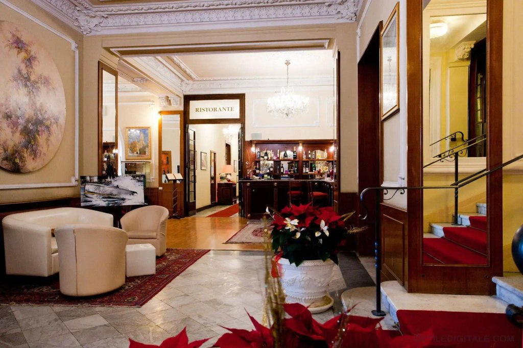 Отель Grand Hotel & Des Anglais