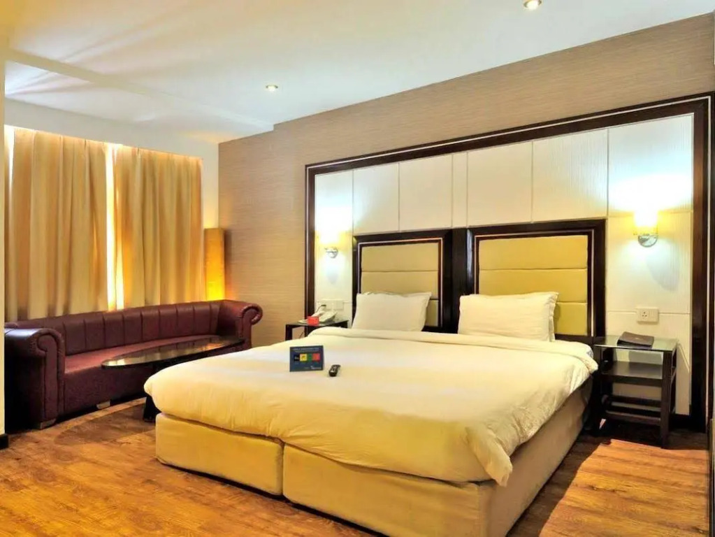 Aavaa Surya Continental Hotel