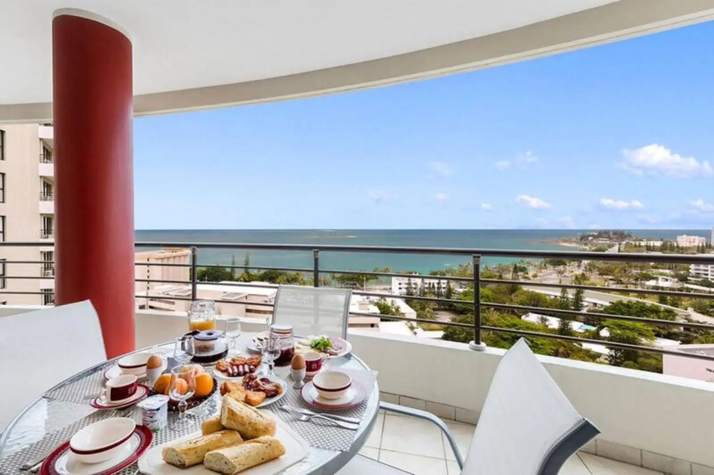 Ramada Hotel & Suites by Wyndham Noumea
