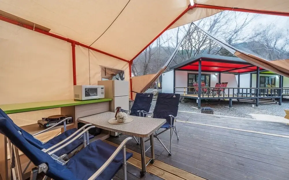 Saeyeon Glamping & Caravan Pocheon