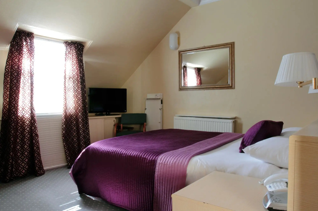 Thistle Hotel