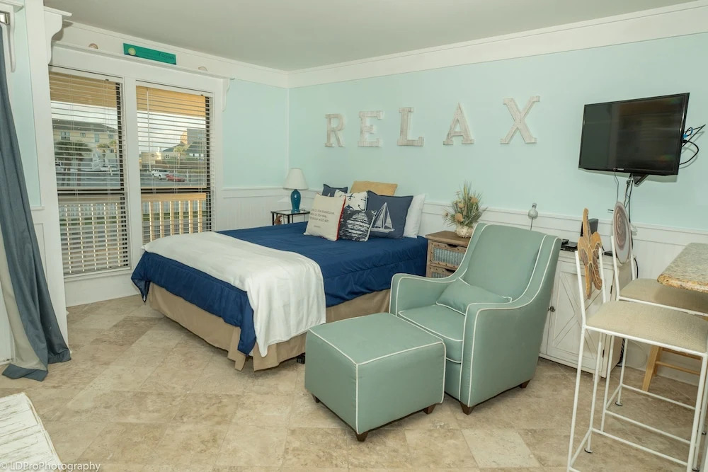 Sandpiper Cove 8202 Condo
