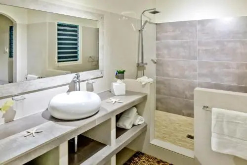 Seafacing Villas Apartments Rentals