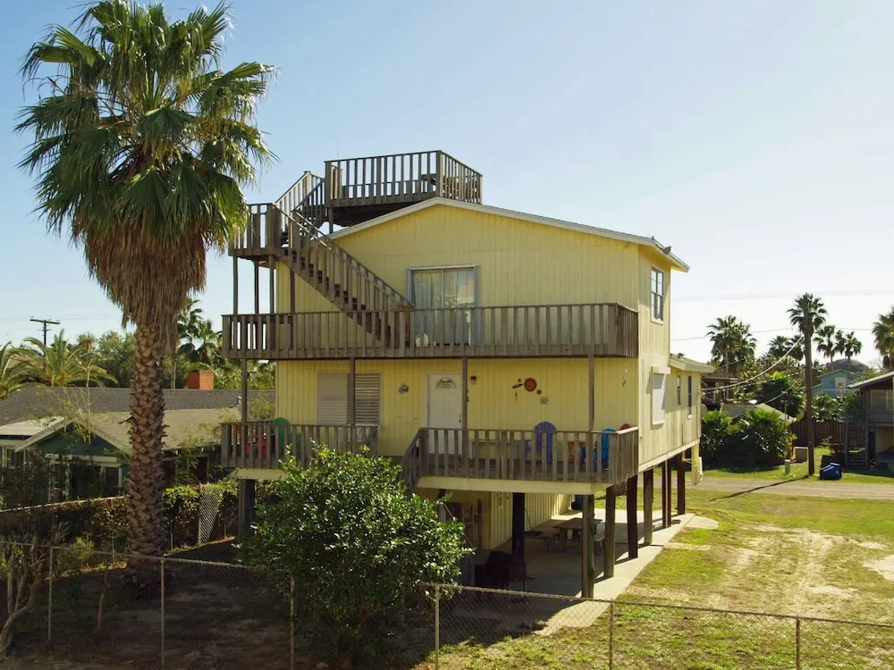Harbor View Cv411 3 Bedrooms 2 Bathrooms Home