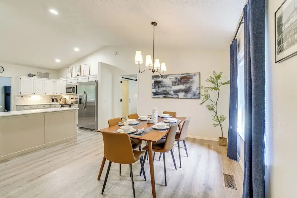 Bike, Golf, Relax: Modern Bella Vista Home w/ Deck