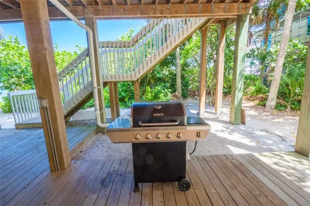 163-Pelican Pointe