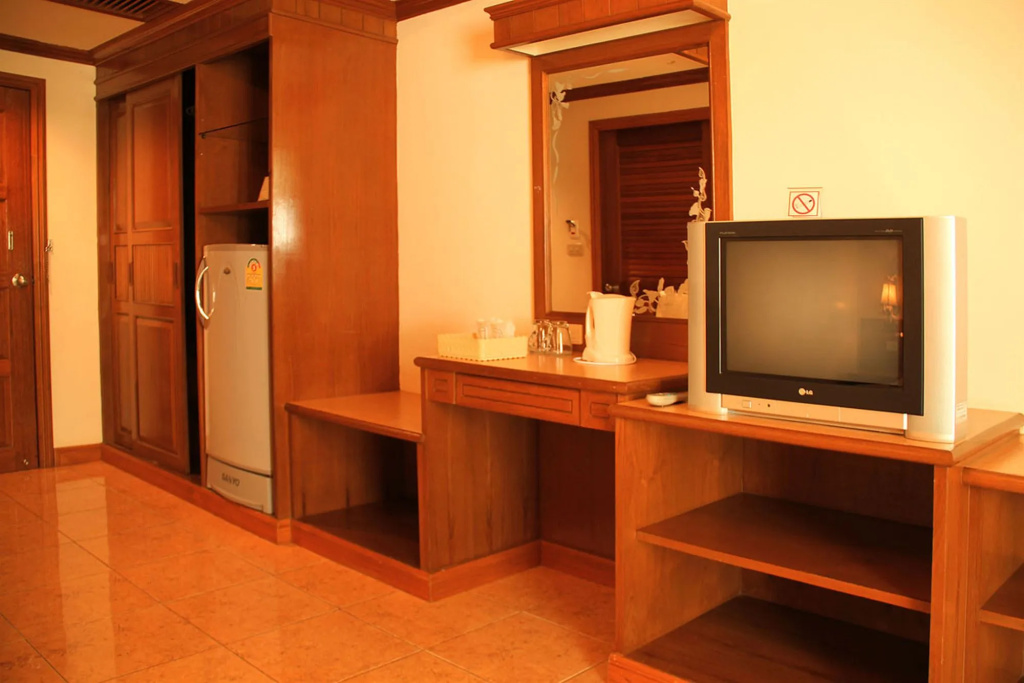 Memory Karon Resort