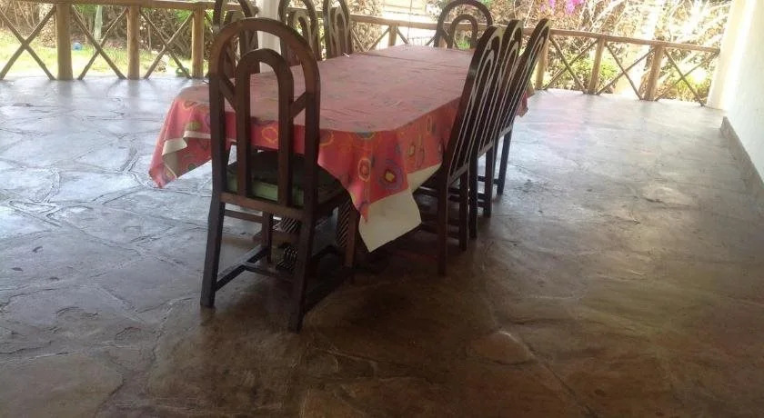 Queen K Cottages Watamu At Chrystal Homes