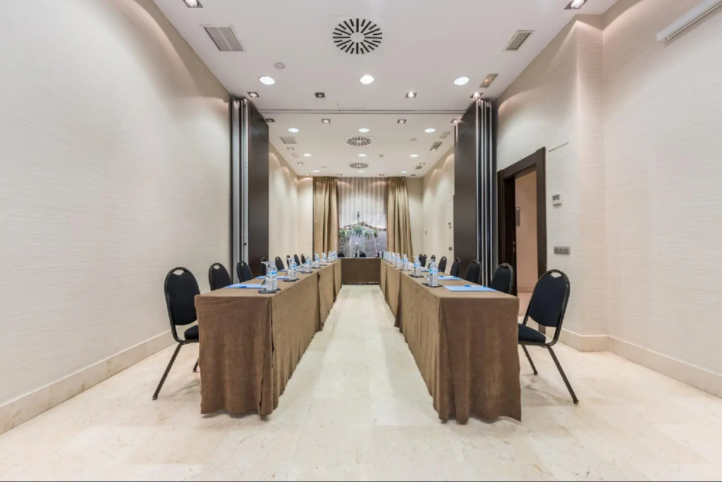 Hotel Mercader