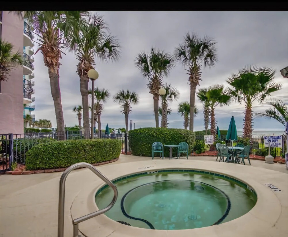 Palms Resort