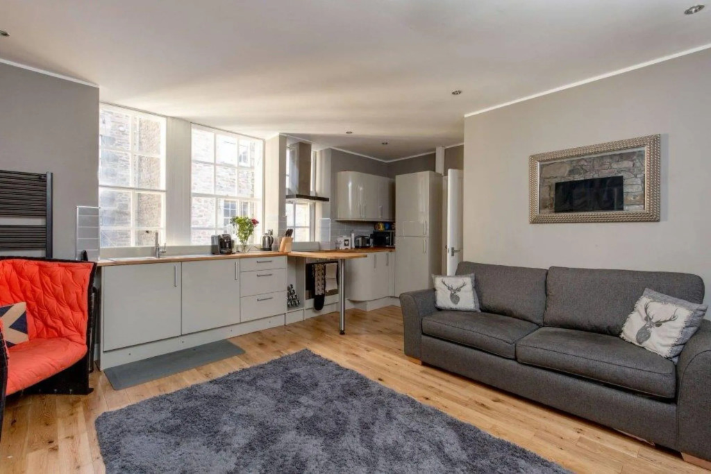 Royal Mile Apartment