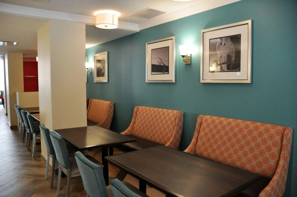 Best Western Plus Hotel Montreal