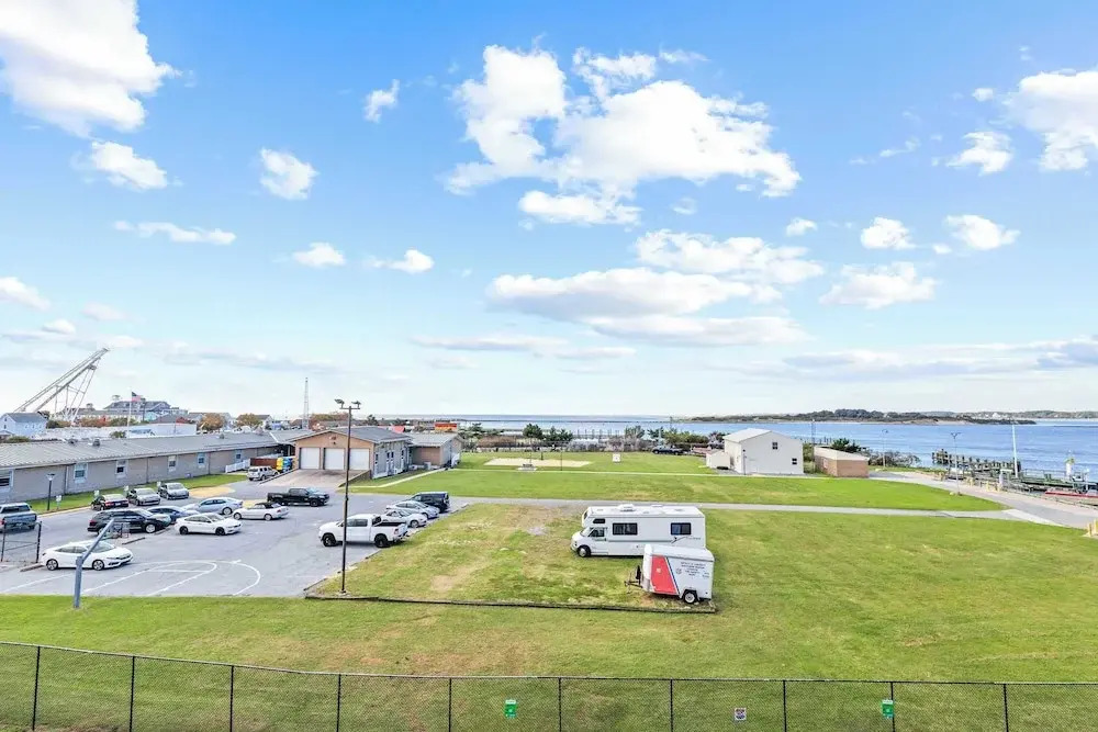 Assateague House 308 Downtown Bayfront Bliss
