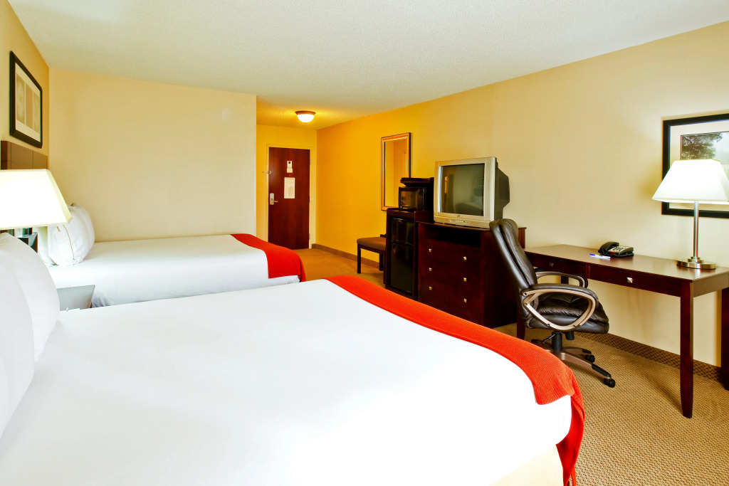 Holiday Inn Express Hotel & Suites Dickson by IHG
