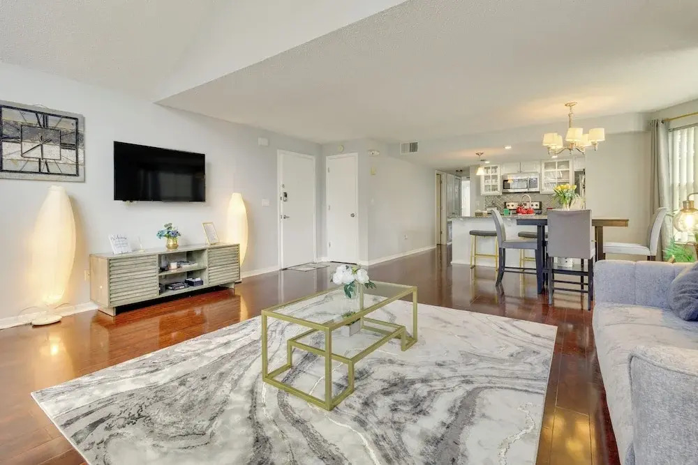 Kissimmee Condo w/ Perks: 6 Mi to Disney World!