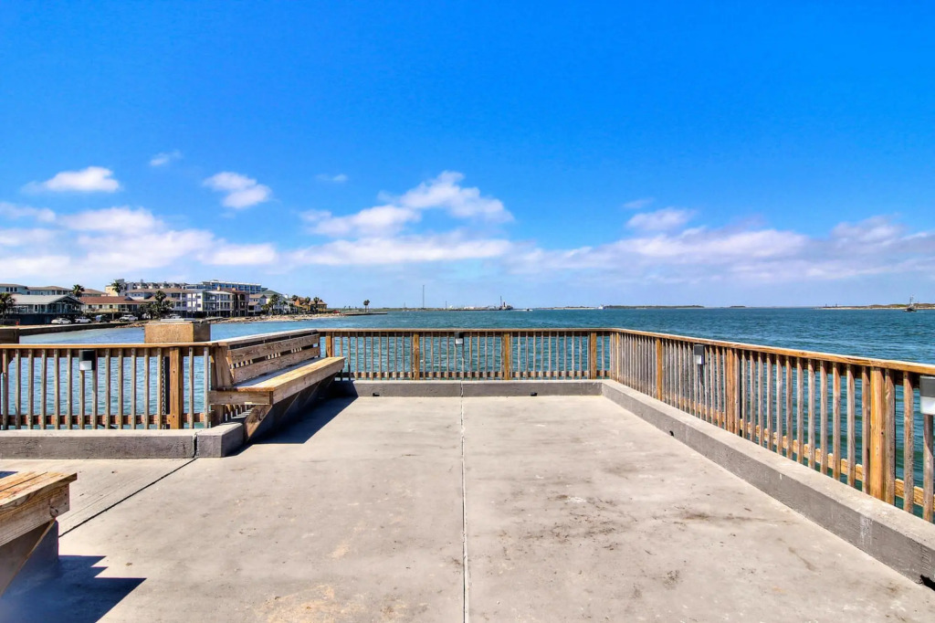 Channelview 117