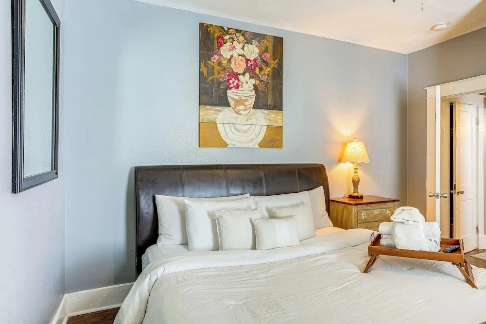 3 Mi to French Quarter: Retreat w/ Private Yard