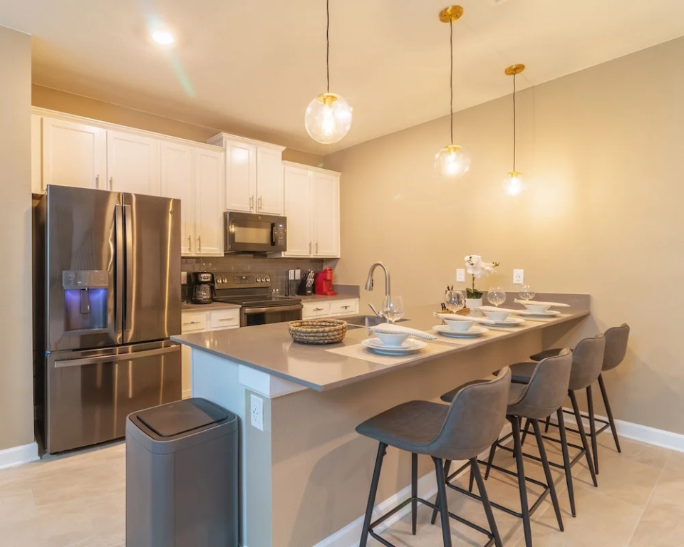 1014ssp- The Retreat At Championsgate 5 Bedroom Townhouse by RedAwning