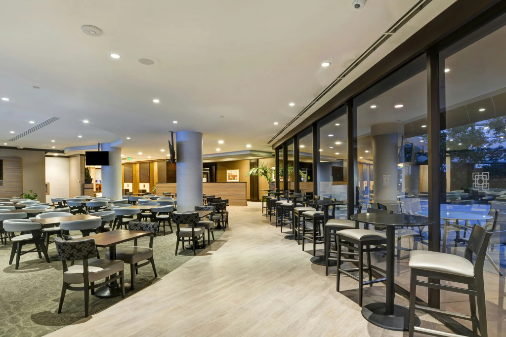 DoubleTree by Hilton Pleasanton at The Club
