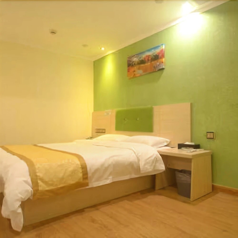 Pingtan Modem Holiday Hotel