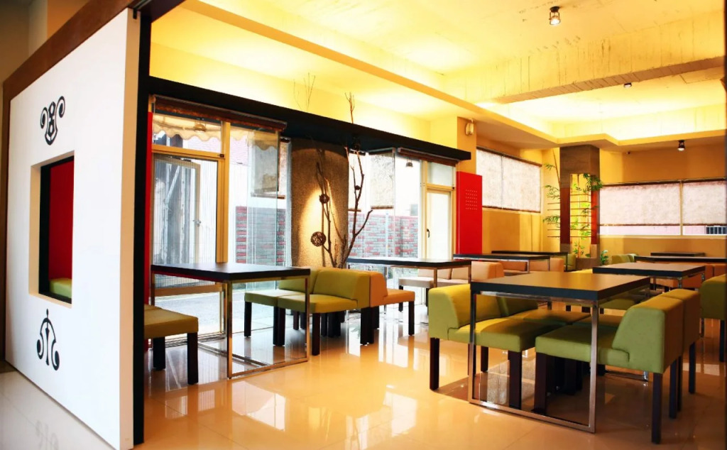 The Young Hotel
