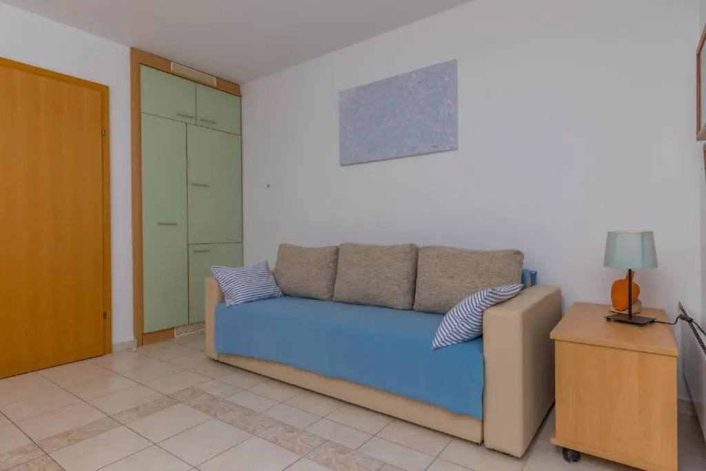 Apartments in Dramalj 41520