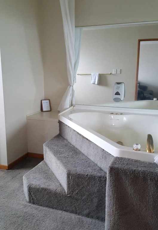 Lilybrook Motel