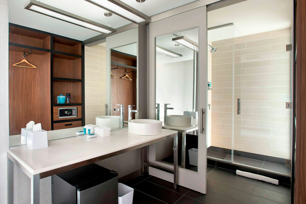 Aloft by Marriott Buffalo Airport