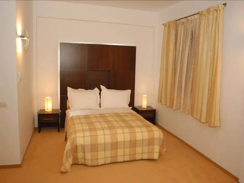 Celly Hotel