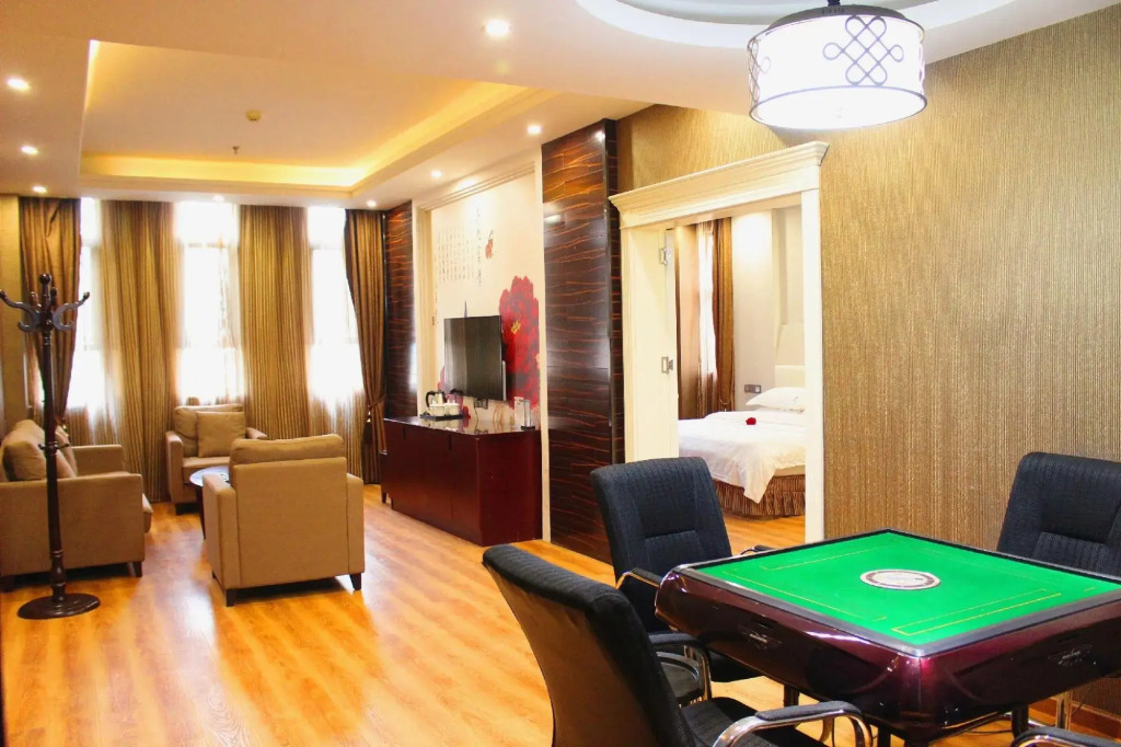 Haiyue Business Hotel ( Xiangyang New Wuzhong Wuyue Plaza Branch)