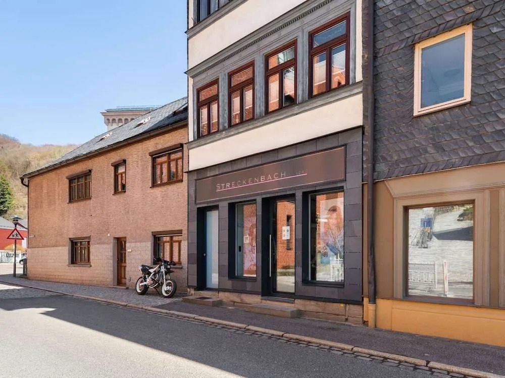 Stylish Apartment With Terrace in Sonneberg